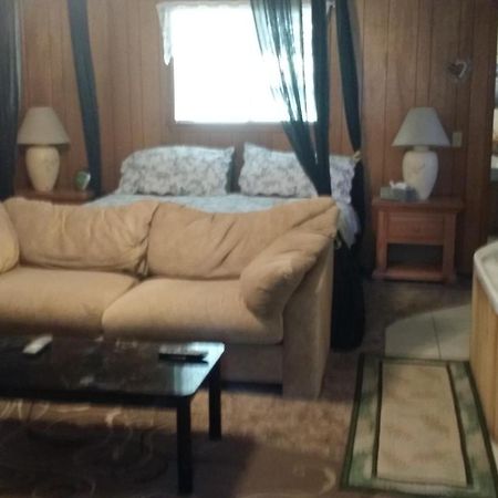 Greer Point Trails End Cabins Δωμάτιο φωτογραφία