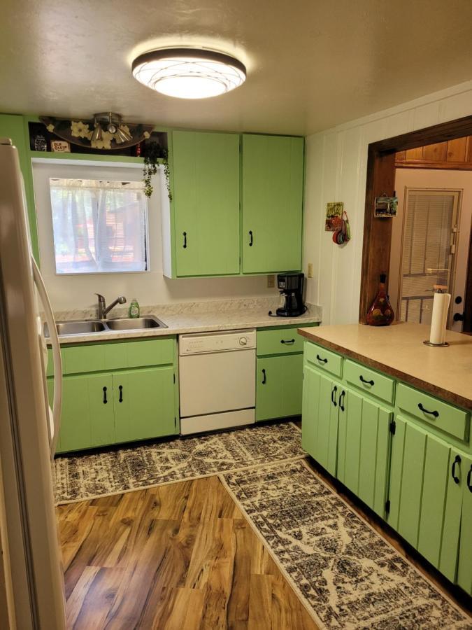 Greer Point Trails End Cabins Εξωτερικό φωτογραφία